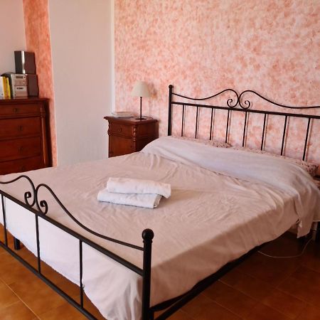 Casa Vacanze 'Sa Corbula' Porto Columbu - Perd'E Sali Εξωτερικό φωτογραφία