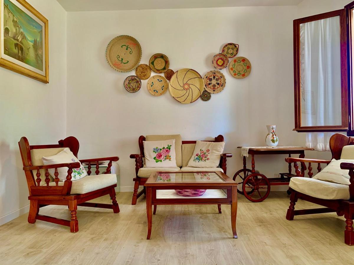 Casa Vacanze 'Sa Corbula' Porto Columbu - Perd'E Sali Εξωτερικό φωτογραφία
