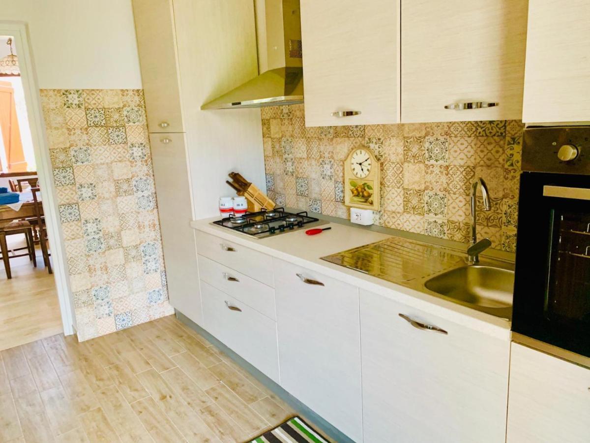 Casa Vacanze 'Sa Corbula' Porto Columbu - Perd'E Sali Εξωτερικό φωτογραφία